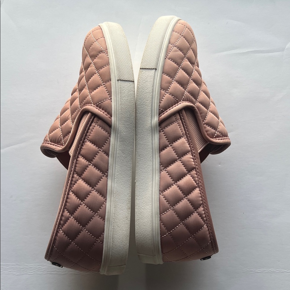 Mossimo Supply Co. Light Pink Quilted Slip-On Sneakers - Picture 4 of 15